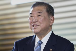 Après la défaite électorale dimanche, Shigeru Ishiba ne dispose plus de majorité dans aucune des deux chambres du Parlement. KEYSTONE/AP